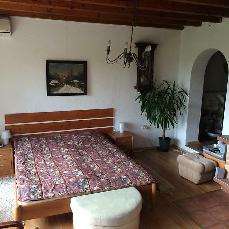 Holiday House Cervena Veza Piest'any Eksteriør billede
