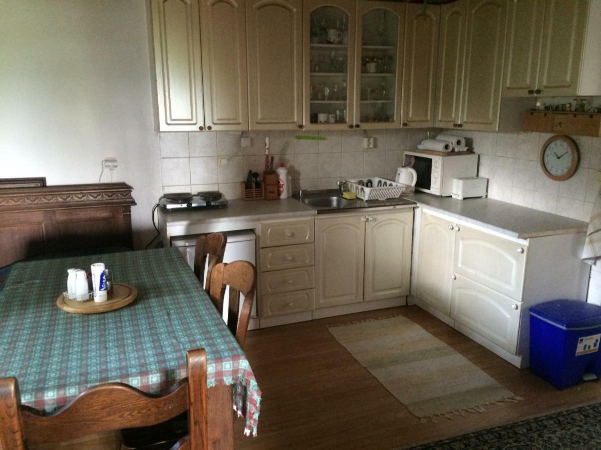 Holiday House Cervena Veza Piest'any Eksteriør billede